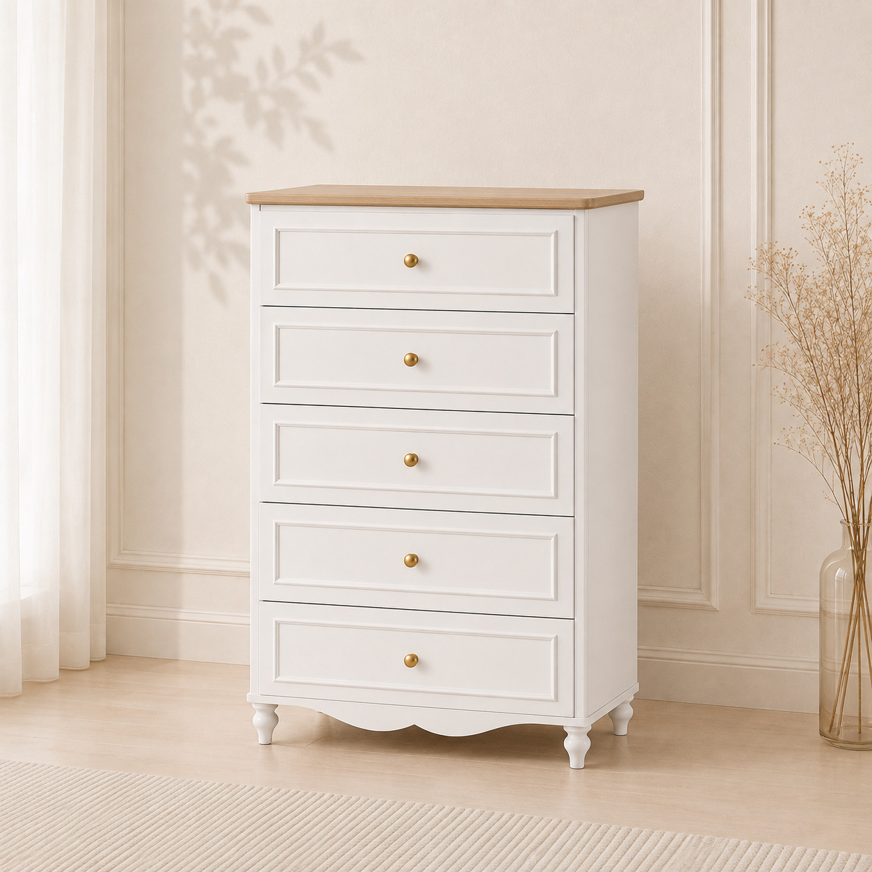 Komod – klassik, 5 tortmali, oq emal va dub usti, oltin tugmalar (85×45×120 sm)