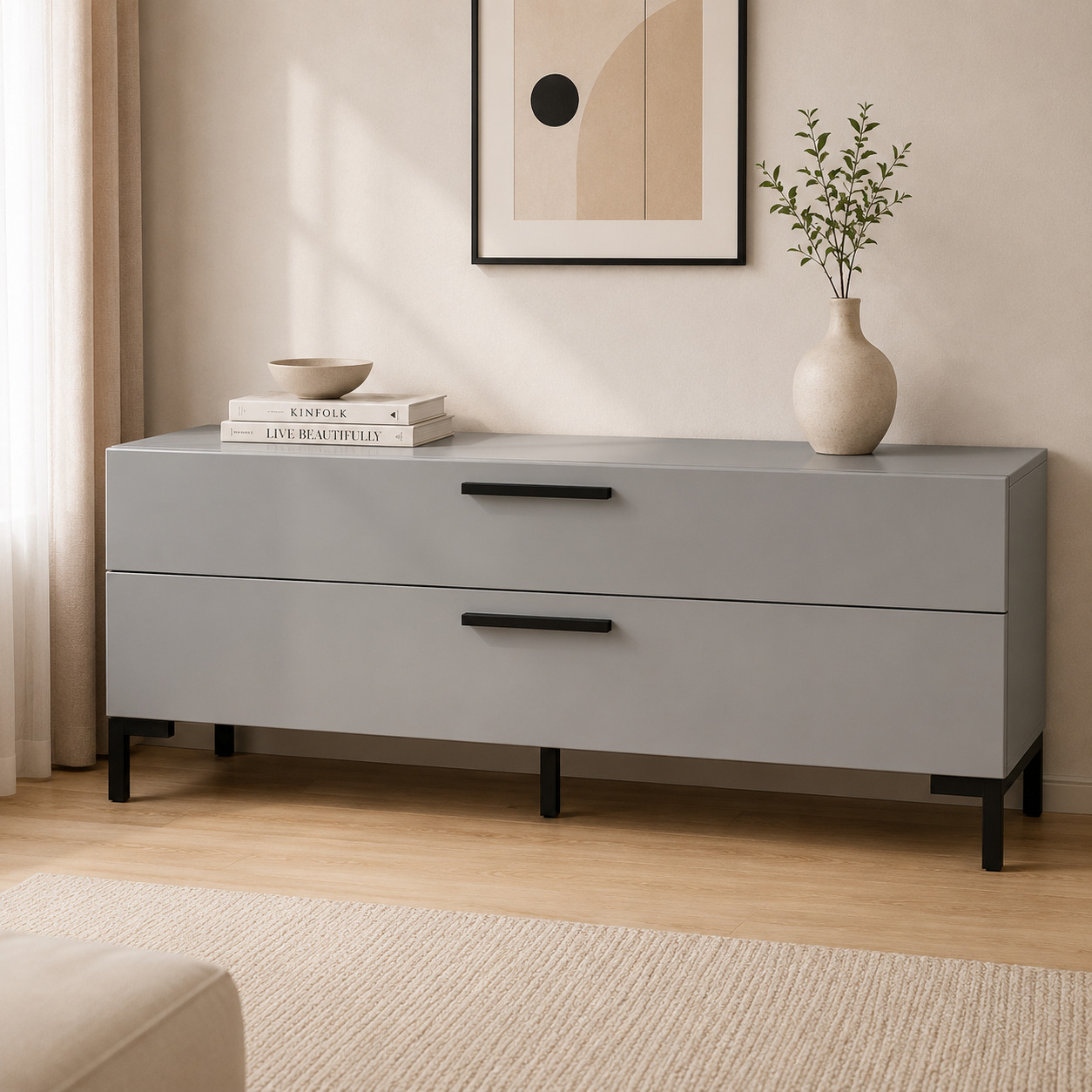 TV tumba – 2 keng tortmali, kulrang mat, qora metall oyoqlar (120×40×55 sm)